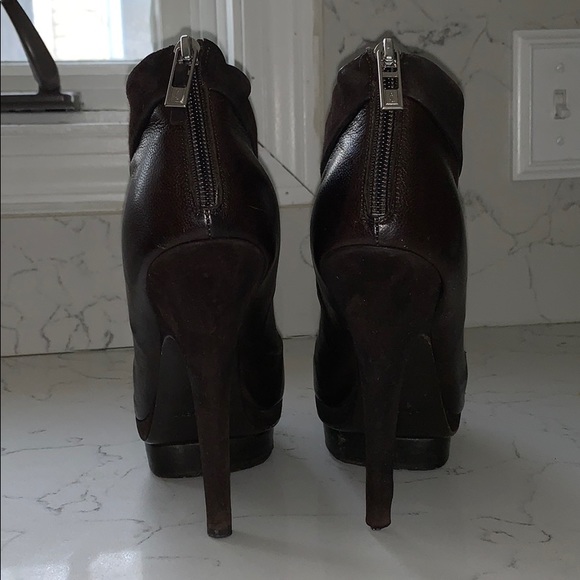 Authentic YSL Y booties ASO many celebrities! - Picture 6 of 8